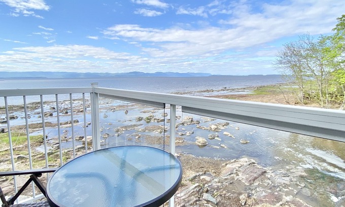 Berthier-sur-Mer Hotel | La Plage Motel