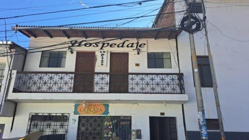 Caraz Hotel | La Plaza Hospedaje