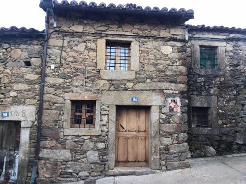 Navalguijo House | La Plazuela - Navalguijo