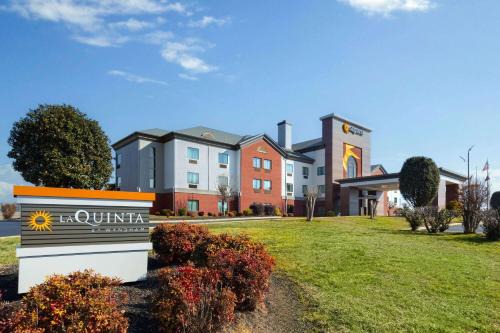 Loudon Hotel | La Quinta by Wyndham Loudon