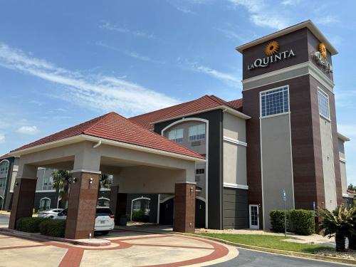 Macon Hotel | La Quinta by Wyndham Macon West