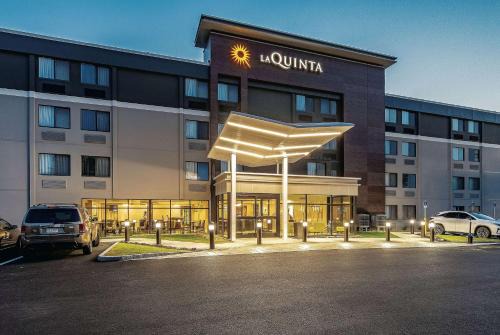 Salem Hotel | La Quinta by Wyndham Salem NH