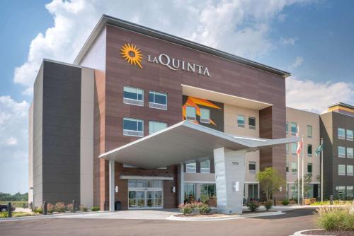 West Memphis Hotel | La Quinta by Wyndham West Memphis