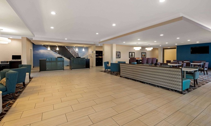 West Monroe Hotel | La Quinta Inn & Suites by Wyndham West Monroe