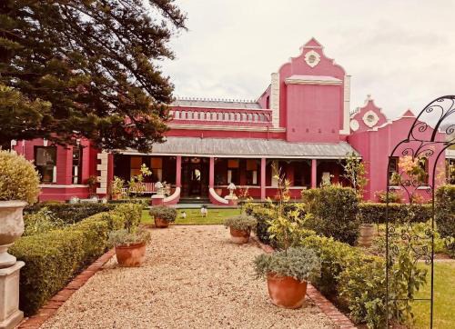 Montagu Villa | La Rochelle