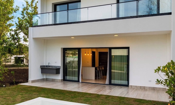 Portillo House | La Stuga del Mar your home in Portillo -Walk to Portillo Beach