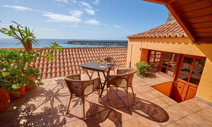 Puerto de Tazacorte Apartment | La Taberna