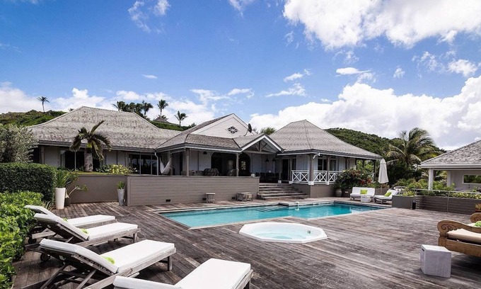 Petit Cul De Sac Beach Villa | La Vie en Rose (1/5 Rooms)