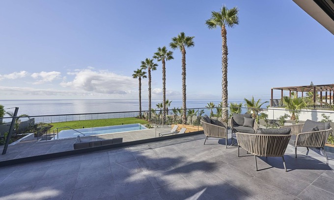 Sao Martinho House | La Villa at The Cliff Bay