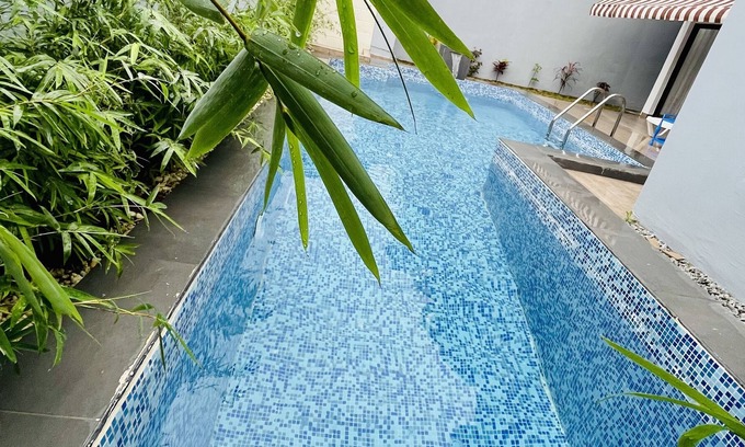 Angre House | La Villa Queens: 5 Chambres Dont 1 Penthouse Avec Jacuzzi à Cité Petit New York