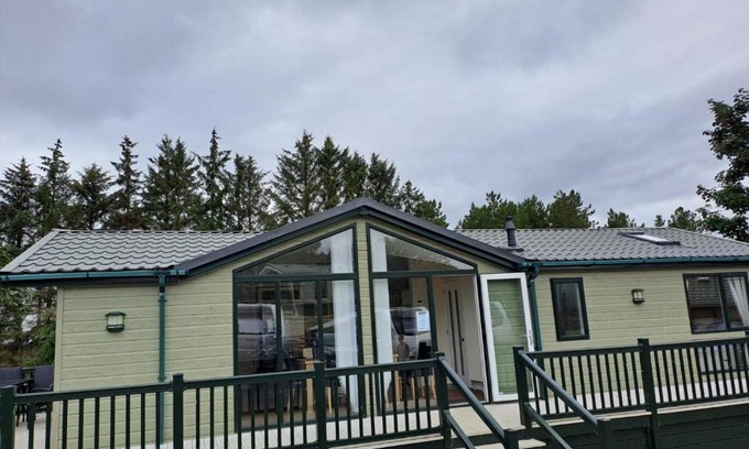 Hexham Resort | Labernum Lodge - Springhouse Country Park