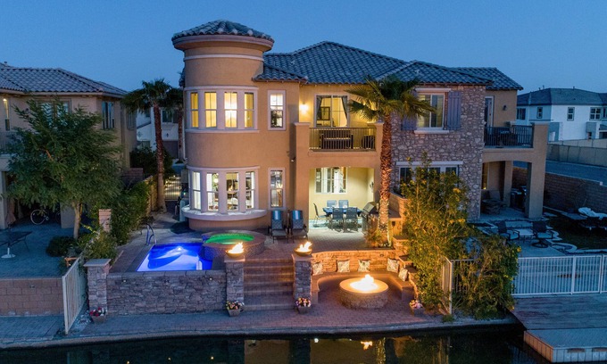 Terra Lago Villa | Lago Vista Lake front house with lake and mountain views! Near Coachella!