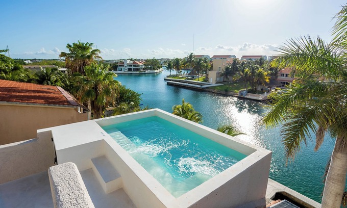 Puerto Aventuras Villa | Lagoonfront Luxury Villa- Steps from the Beach