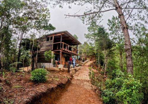 La Trinitaria Cabin | Laguna Azul Cabaña Lodge Lagunas de Montebello