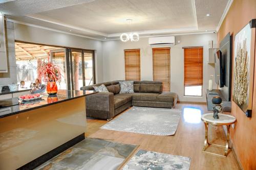 Ramotswa Apartment | Laicah House