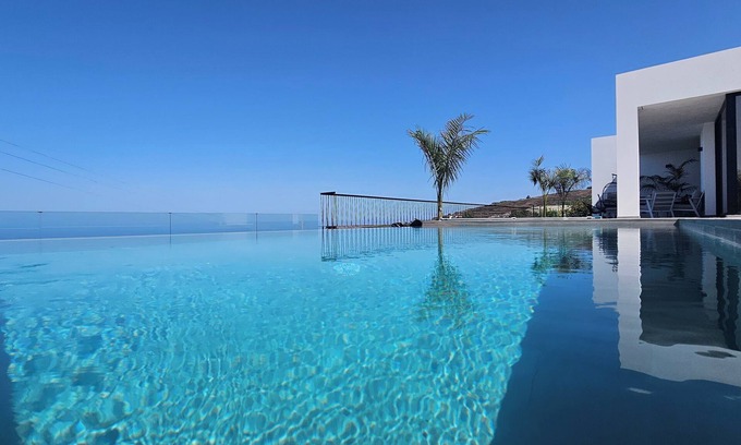 Tijarafe Villa | LAINA HOUSE