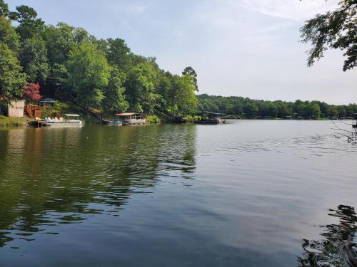 Jones Mills House | Lake Catherine Serenity Retreat