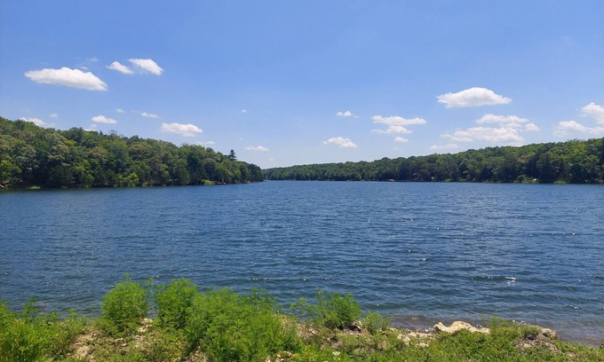 Centerville RV Rental | Lake Chaparral Campsite