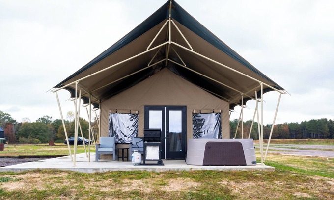 Cedar Bluff Resort | Lake Front Luxury Glamping Tent Suite: Hot Tub & Lake Views