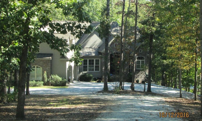 Pine Ridge Point House | Lake Front, Quiet, Private cove on 4.75 acres, Canoe, 2 Kayak, 2 boat docks