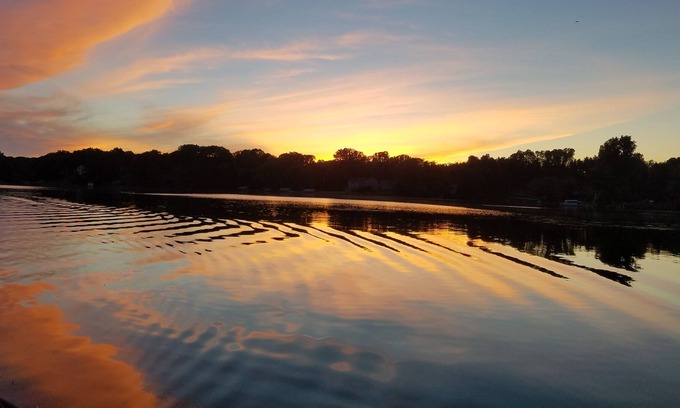 West Bend House | Lake House honeymoon