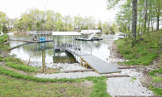 Winchester House | Lake House with Dock