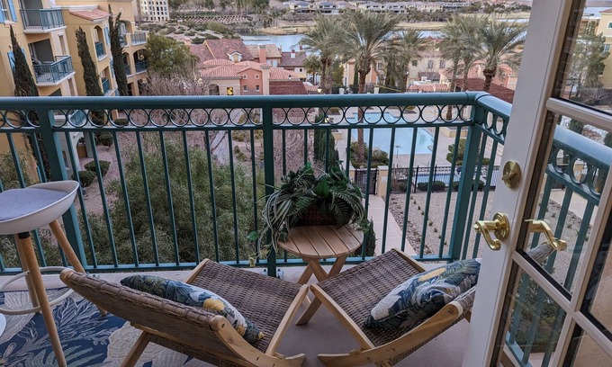 Lake Las Vegas Condo | Lake Las Vegas 2BR condo with gorgeous views of lake & pools