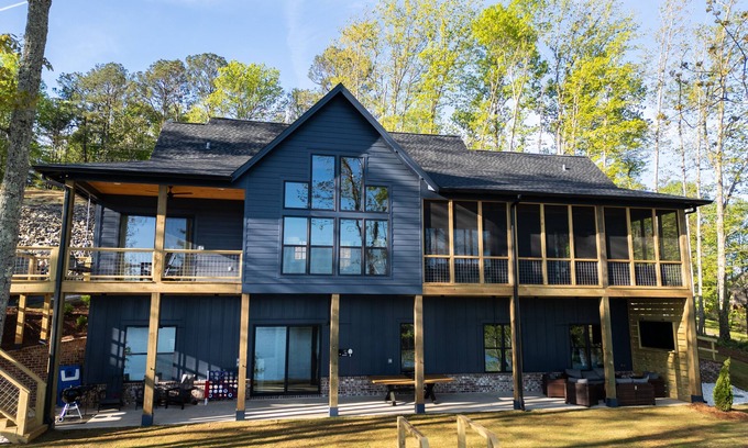 Jacksons' Gap House | Lake Martin Luxury - The BEST Group Lake House! - 6 Bedrooms - Arcade - Dock