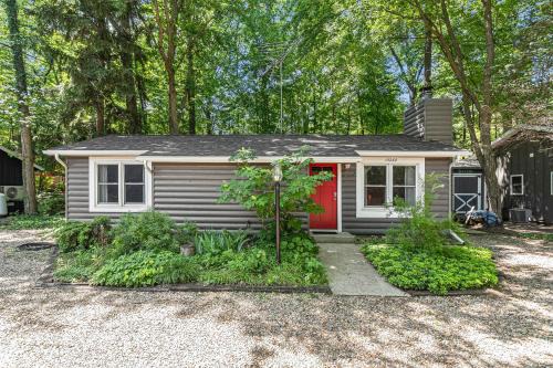 Lakeside House | Lake Michigan Adventures