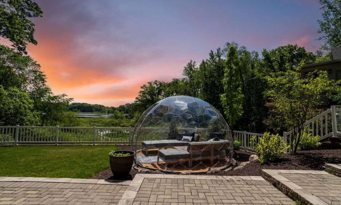 Valparaiso Condo | Lake retreat with unique dome near Indiana Dunes