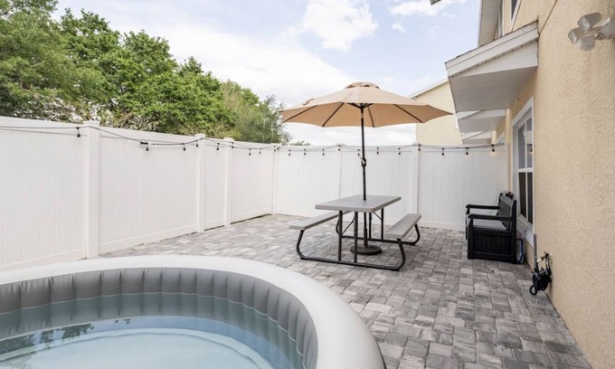 Bridgewater Crossing Villa | Lake Shore Disney Villa-Pool-Hot Tub-Playground