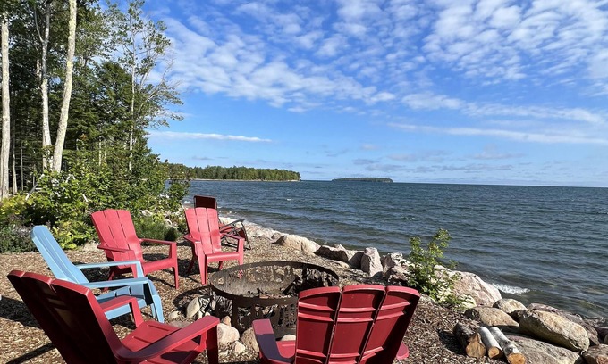Au Train House | Lake Superior Vacation Home near Pictured Rocks view of AuTrain and Grand Island