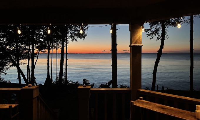 Paradise House | Lake Superior/Whitefish Bay/Paradise, MI