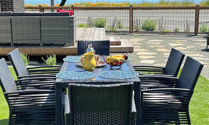 Lakeport House | Lake view fully remodeled house