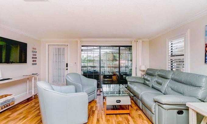 Wildwood Cottage | Lake-view home - walk to lake, beach, dock and boat ramp