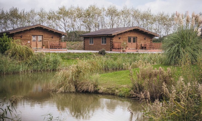 Old Leake Cottage | Lake View Lodges - 25072