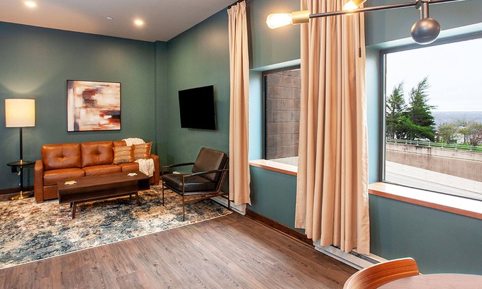 Downtown - Waterfront Apartment | Lake View Queen Suite - Spectacular Views of Lake Superior