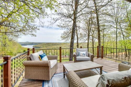 Mountain Home House | Lake-View Retreat with Fire Pit in Mountain Home!