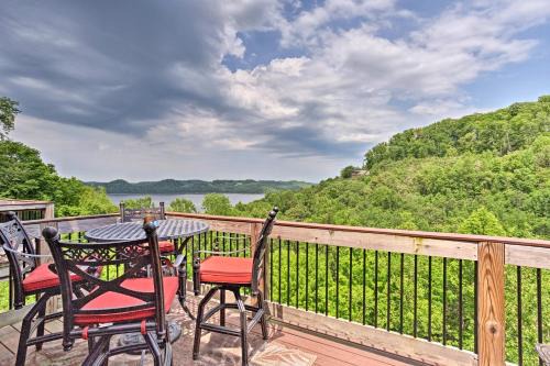 Silver Point Apartment | Lake-View Silver Point Condo by Hurricane Marina!