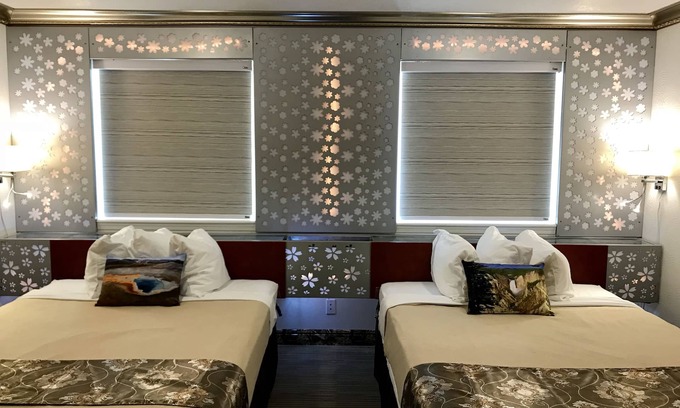 West Yellowstone Hotel | Lake View Suites