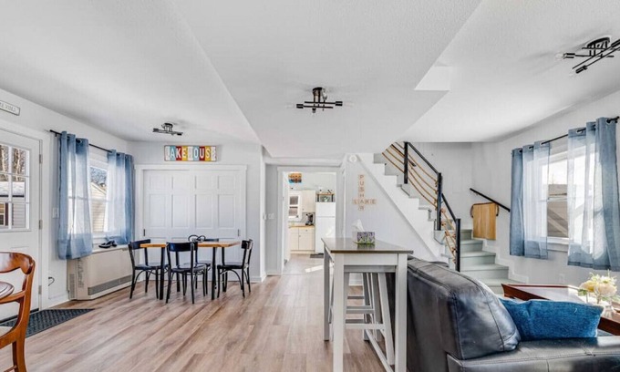 Orono House | Lakefront 4BD on Pushaw Lake