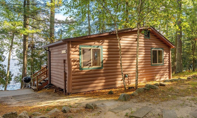 Orr Cabin | Lakefront Cabin with Shared Dock (Pet-Friendly)