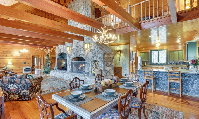 Mentone Cottage | Lakefront Custom-built Mentone Home: Game Room!