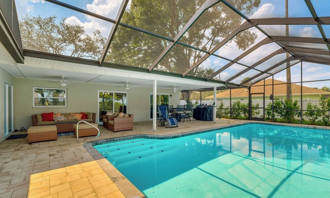 Spring Hill House | Lakefront Home w/Heated Pool, Near Disney