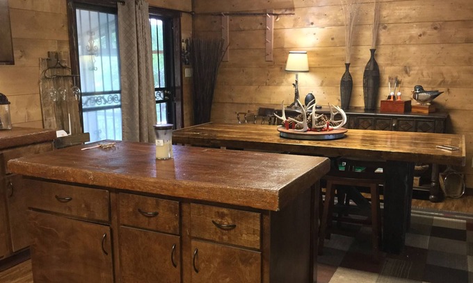 Monroe House | Lakefront Hunting/Fishing