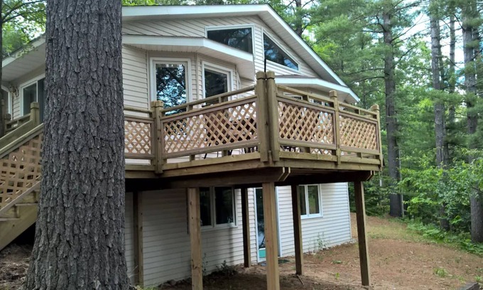 Atlanta House | Lakefront Vacation home 2800 Sq/ft. Includes kayaks and canoes