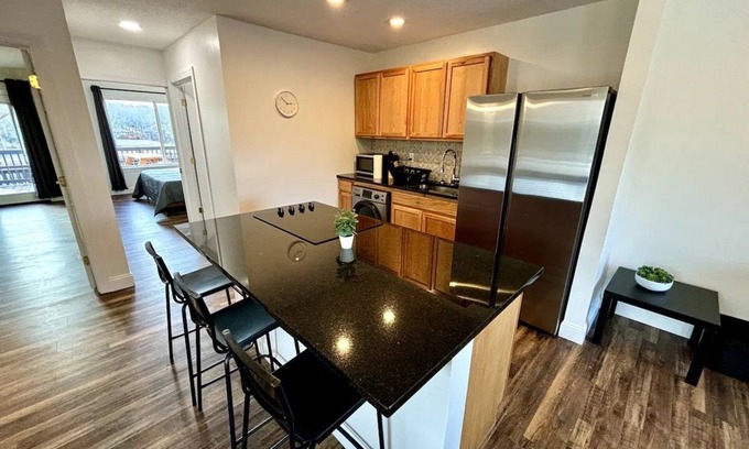 Wedowee Apartment | Lakefront Villa 4/Dock Access