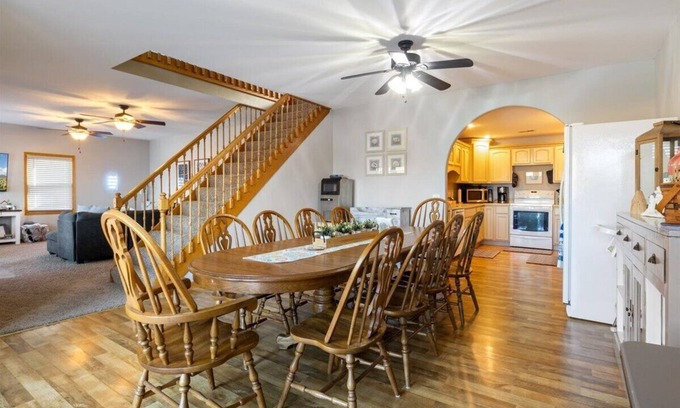 Climax Springs House | Lakefront w/Views, Kayak, Boat Slip