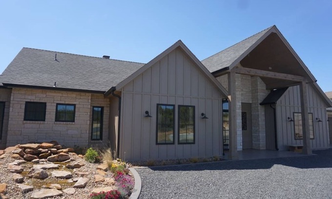 Fluvanna House | Lakehouse on Lake Alan Henry!