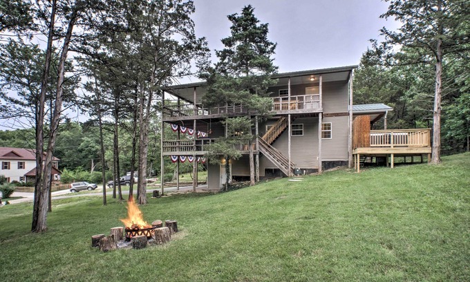 Blue Eye House | Lakeside Blue Eye Escape w/Game Room & Hot Tub!